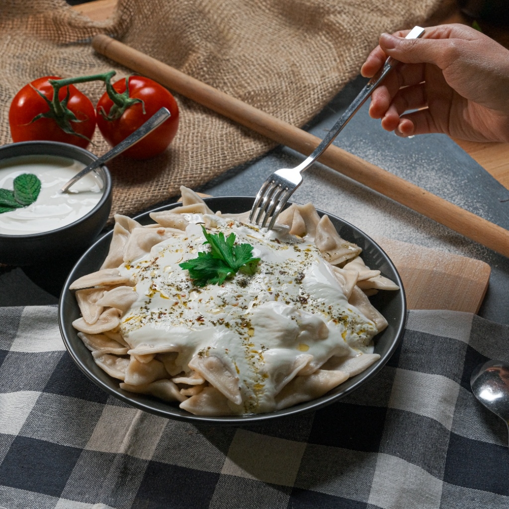 Küçük Üçgen Mantı 1000 Gr.